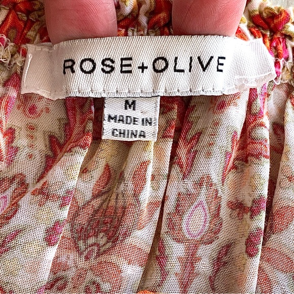 Rose & Olive Orange & White Sleeveless & Smocked Top size Medium - Picture 3 of 13